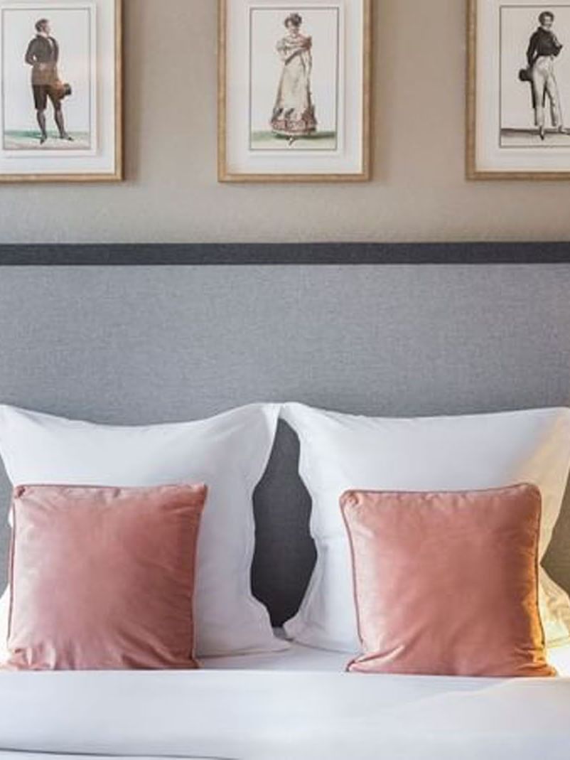 lit-double-chambre-de-luxe-warwick-reine-astrid-lyon_large