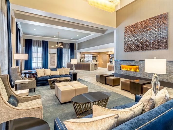 Lobby area at New Haven Hotel