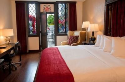 epic poolside queen room