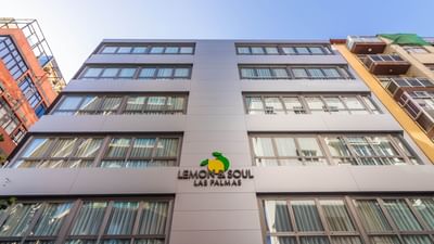 Las Palmas - Front view