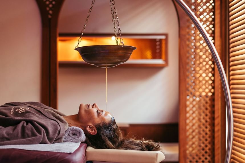 Ayurveda Behandlung im Hotel Liebes Rot Flüh, Haldensee Tirol