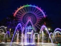 Fountain in International Drive near Rosen Inn Lake Buena Vista