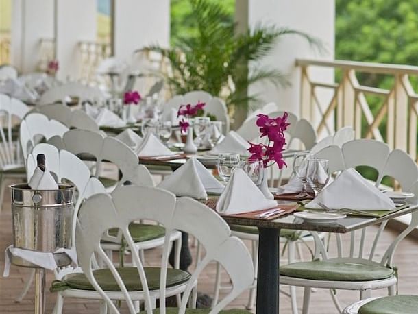 Dining table setup in El Corotu at Gamboa Rainforest Resort