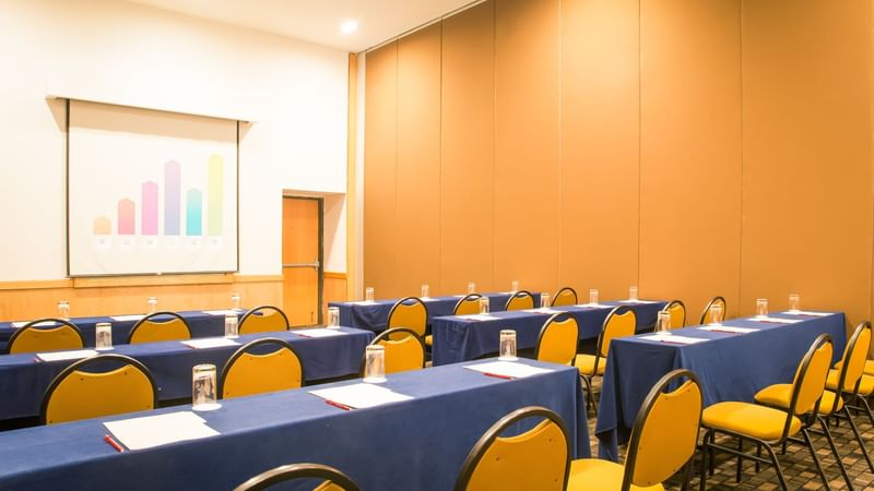 Conference room in Fiesta Inn Culiacán
