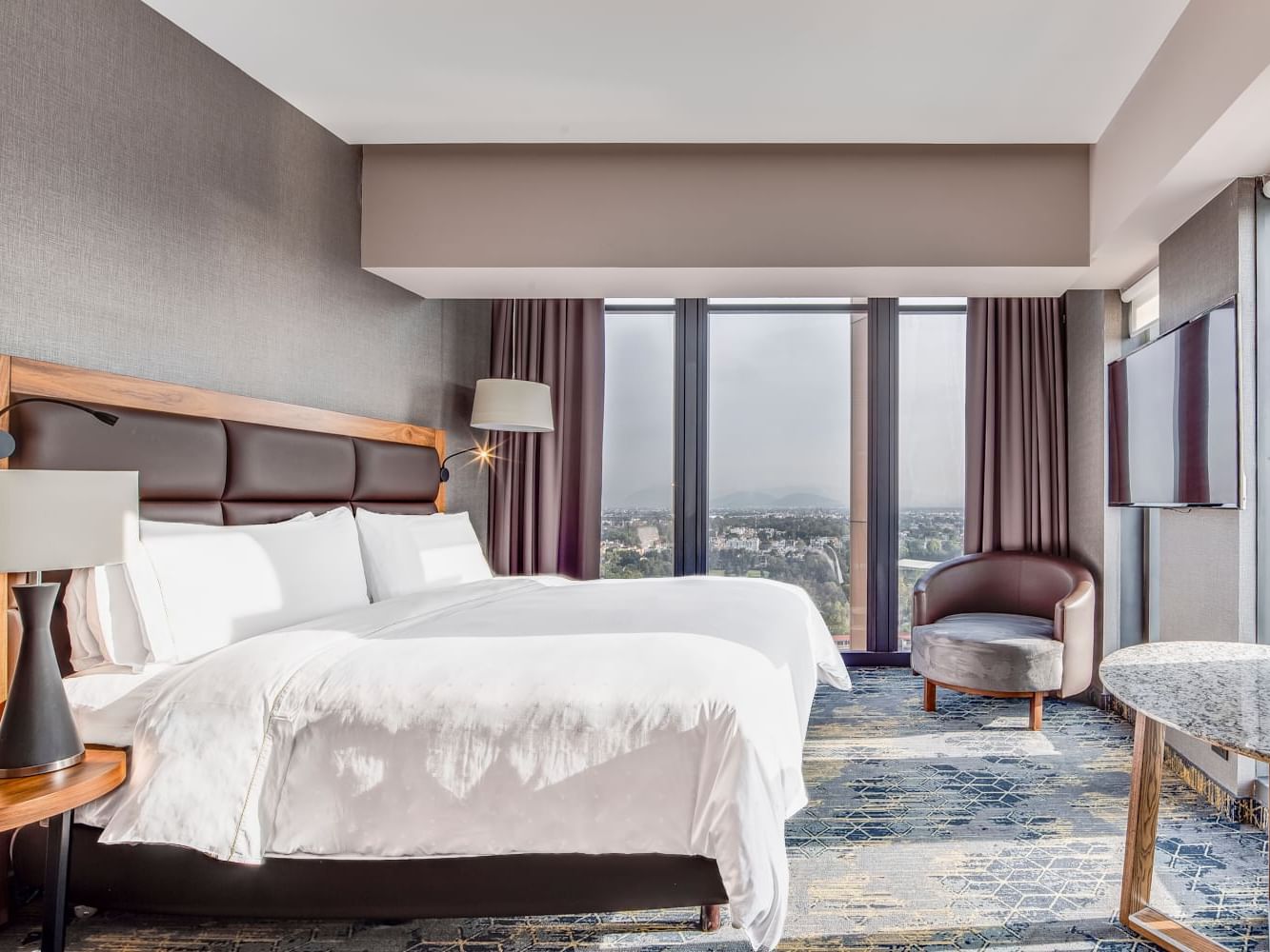 Cityscape View with 1 King Bed in Deluxe Room at FA Hotels