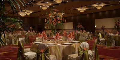 Spacious ballroom at Hilton Santa Fe Buffalo Thunder elegantly set for a large formal banquet or special event