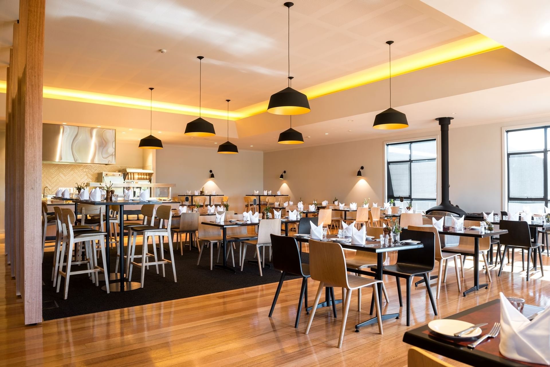 Relaxed & Innovative Dining Altitude Restaurant in Cradle Mountain