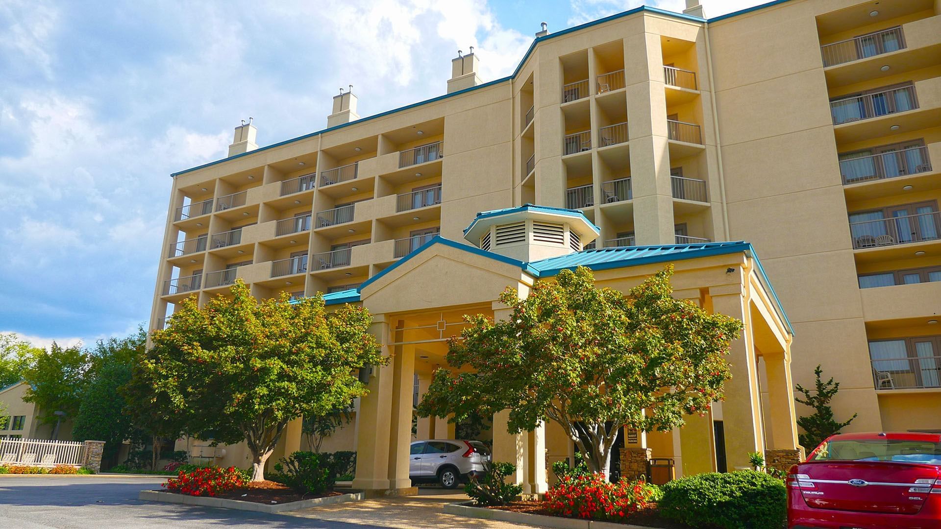 Contact Music Road Resort Hotel and Inn | Pigeon Forge Hotels