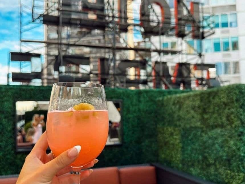 Empire Escape Package Rooftop Bar Drinks
