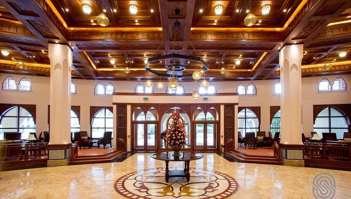 Lounge area in the hotel lobby at Dar Es Saalam Serena Hotel