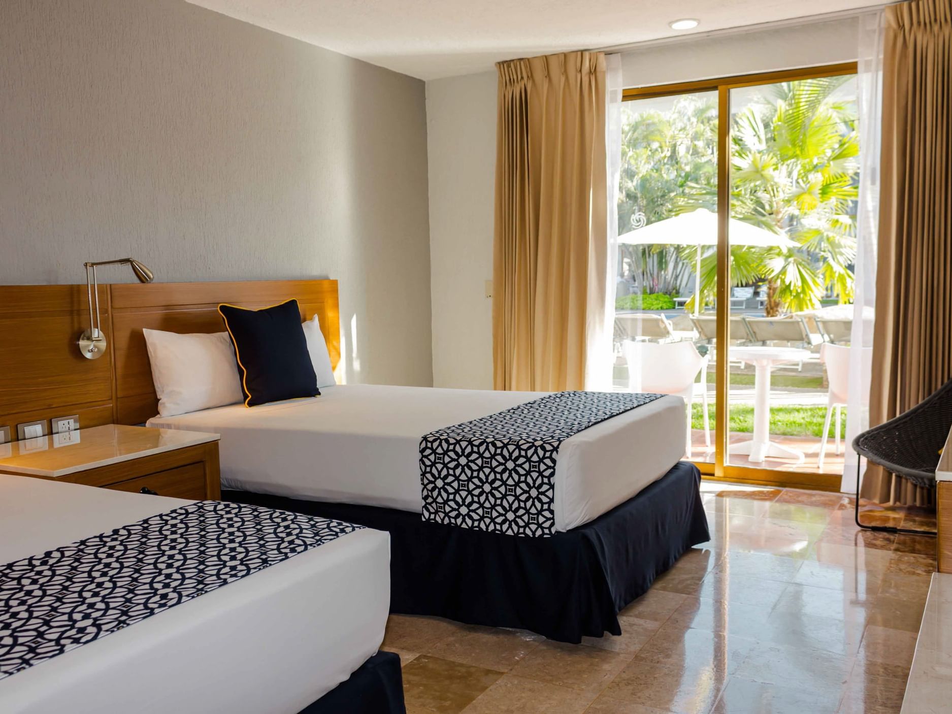 Double Bed Room in Plaza Pelicanos Club Beach Resort