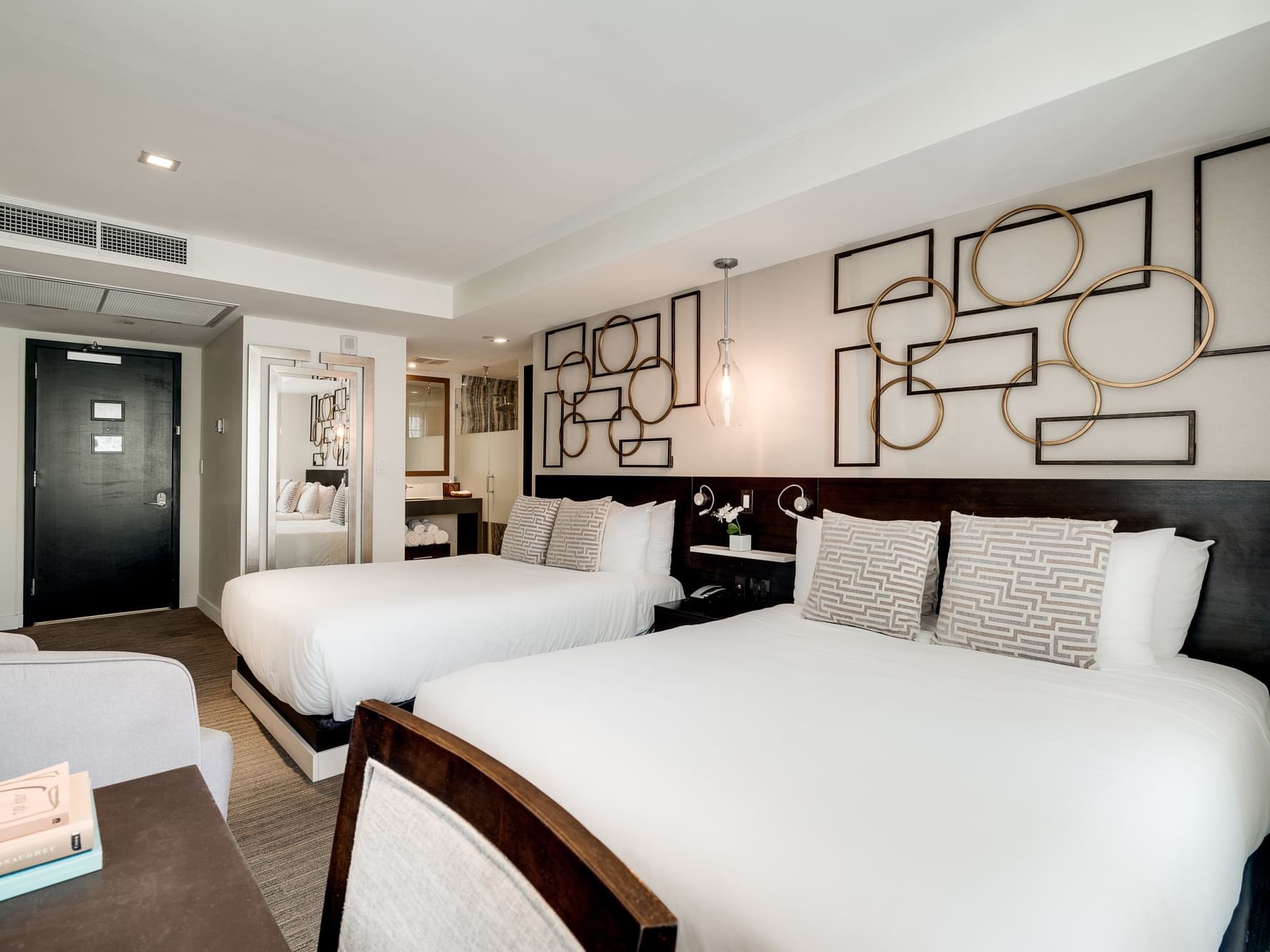 Interior of Standard Double Queen Room at Berkeley Shore Hotel