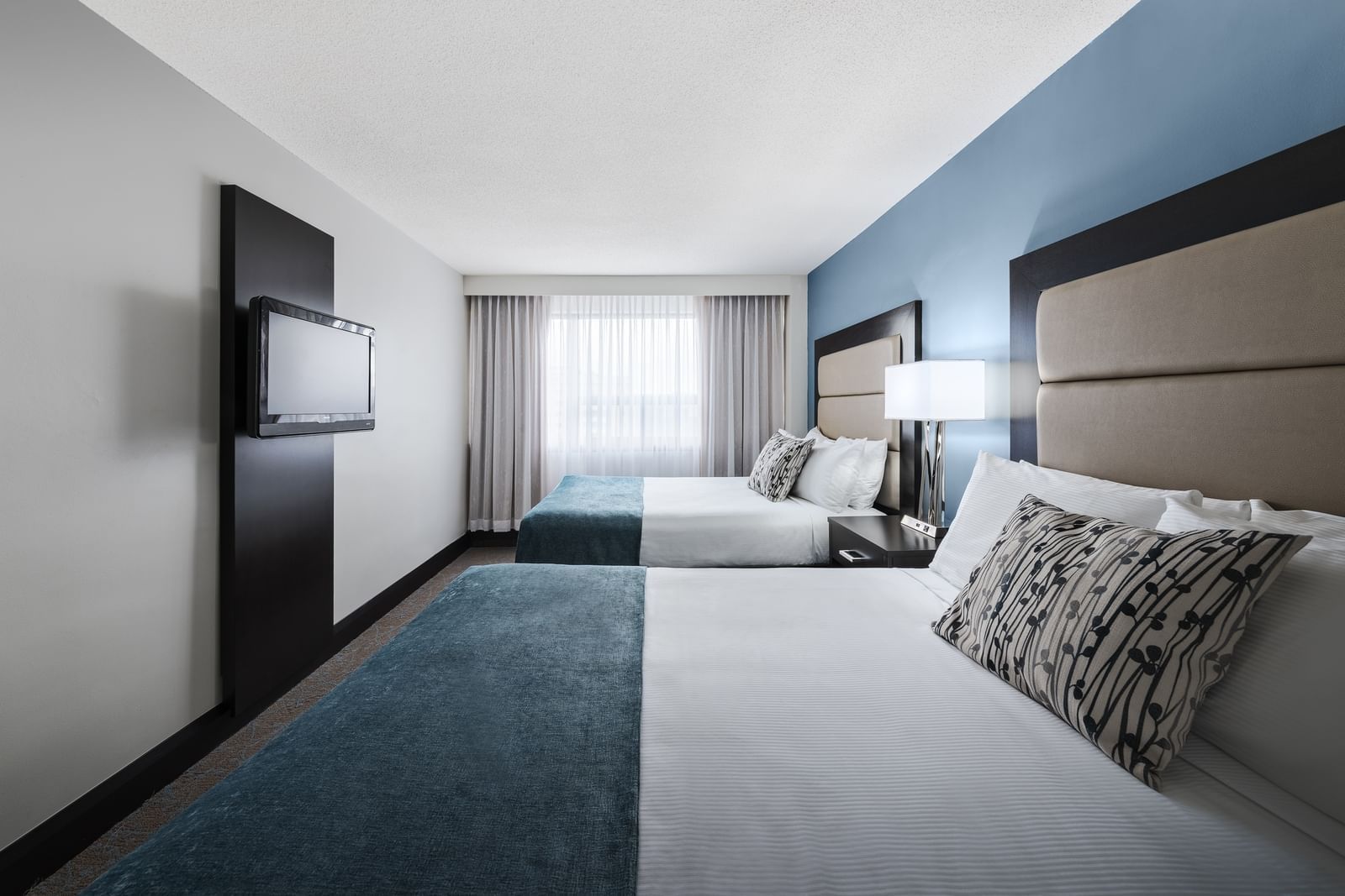 Hotel Deals in Ottawa Embassy Hotel & Suites Ottawa