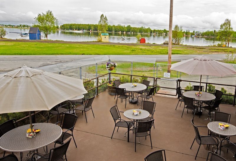 Pipers Lounge