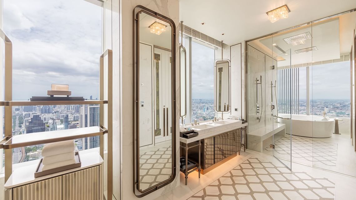 Penthouse Access Reference: Penthouse Suite With Lounge Access In A Hotel Near Bts