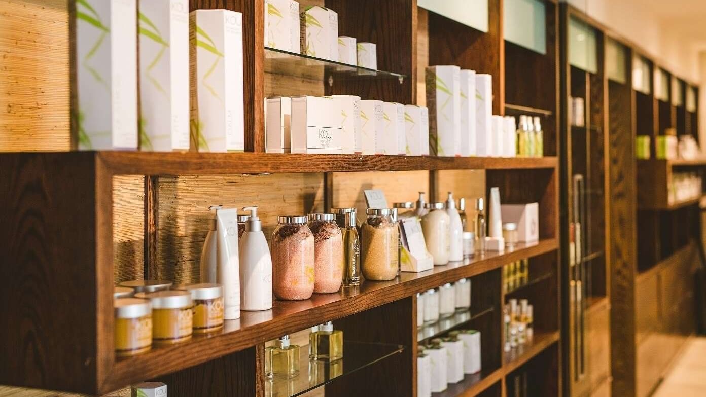 Boutique at Pullman Palm Cove Sea Temple Resort & Spa