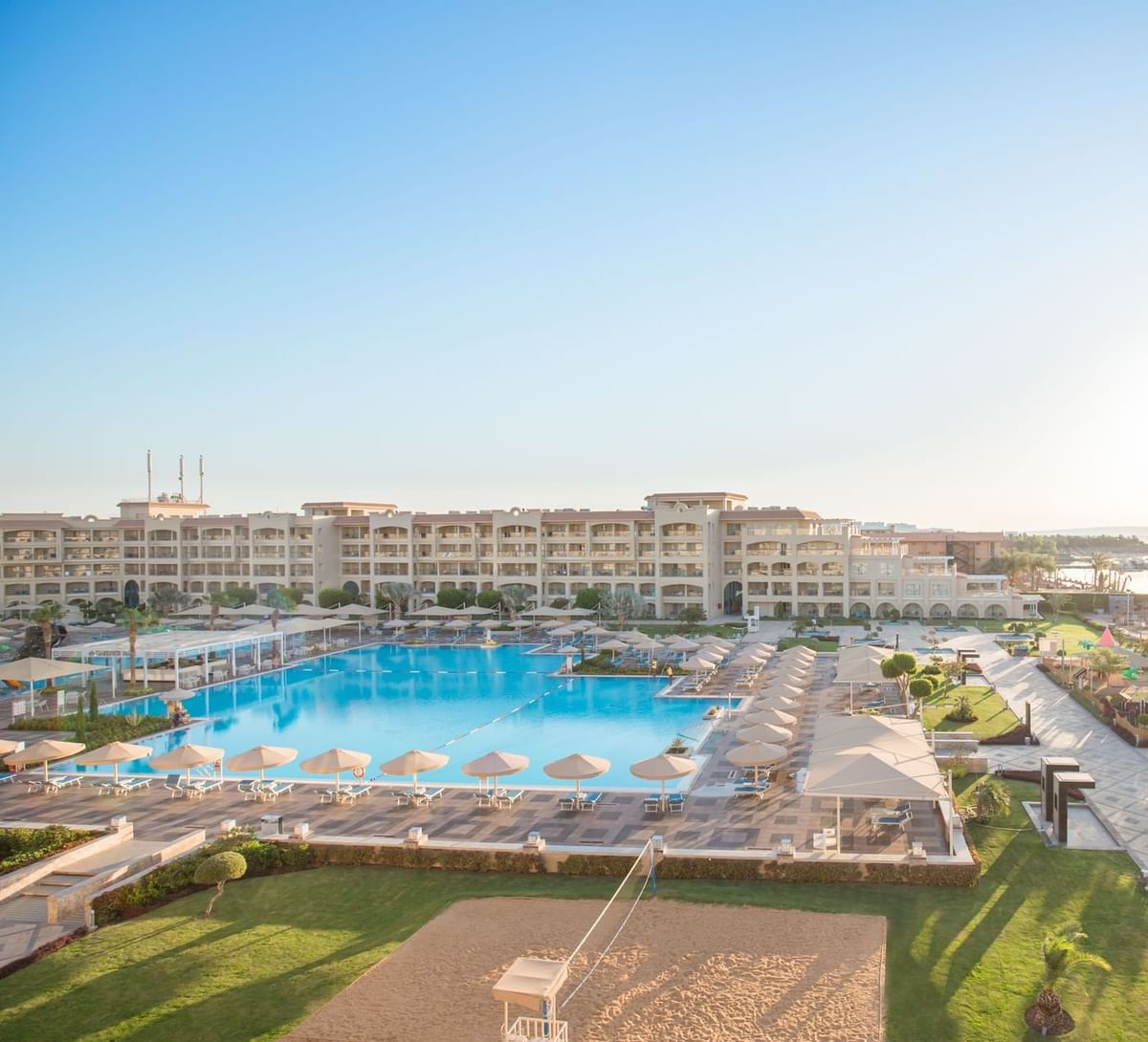 Pickalbatros White Beach Resort | Luxury Resort Hurghada