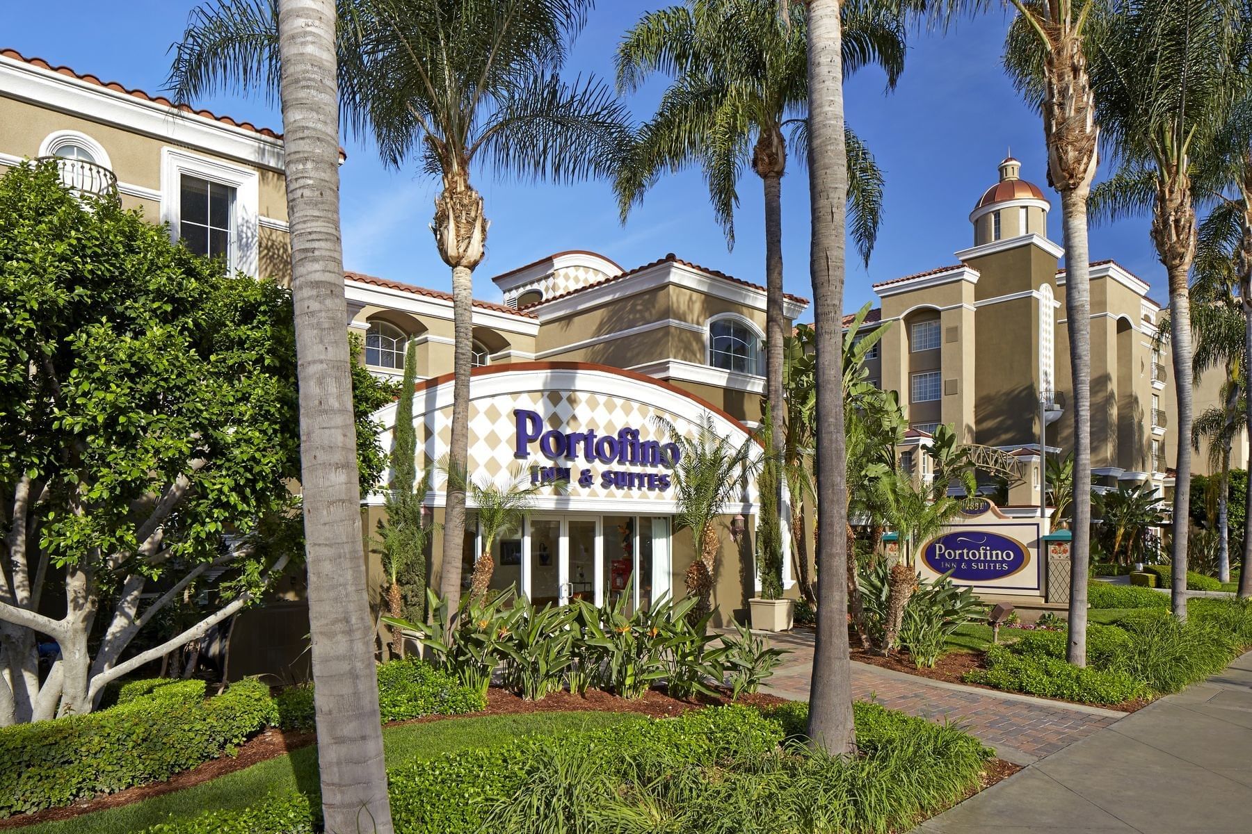 Exterior view of Anaheim Portofino Inn & Suites facade