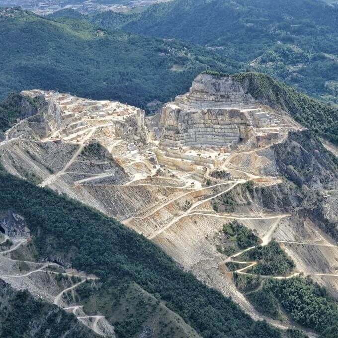 tour di carrara e colonnata