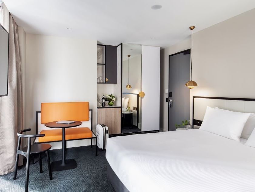 Juliette Room | Places to Stay Melbourne | Brady Hotels Jones Lane