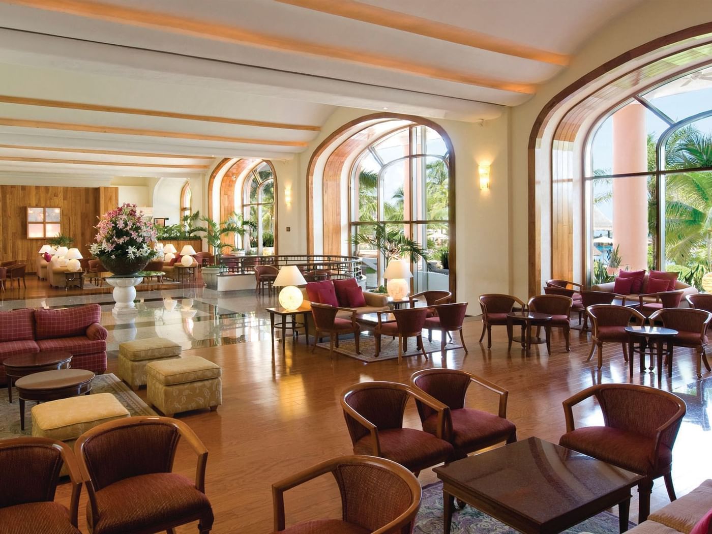 Seating area in Lobby bar at Grand Fiesta Americana