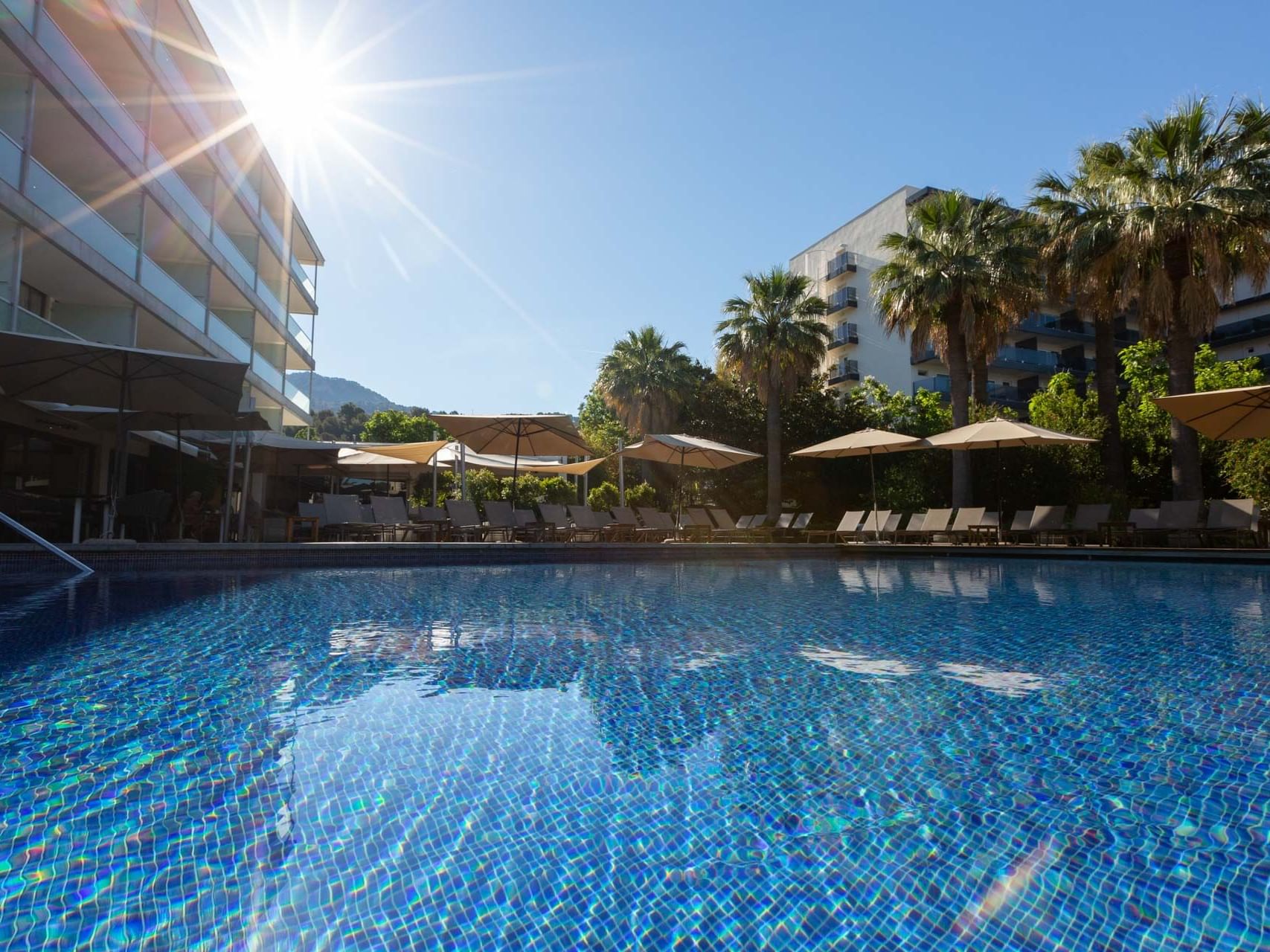 Terrasse de la piscine - Aimia Hotel Mallorca