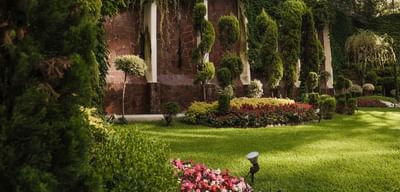 The garden at Hotel Emperador Buenos Aires