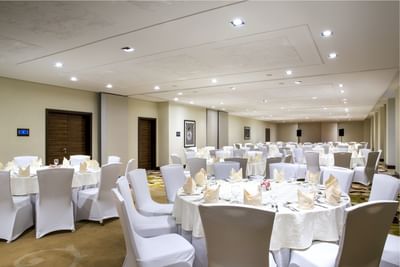 Al Attar Round Floor at The Tower Plaza Hotel Dubai