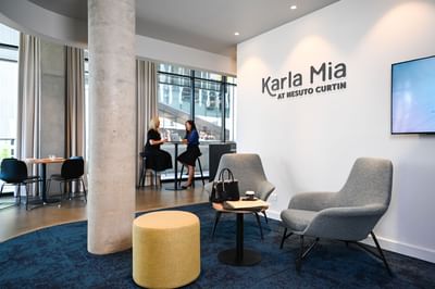 Lobby lounge area in the hotel at Nesuto Curtin Perth Hotel