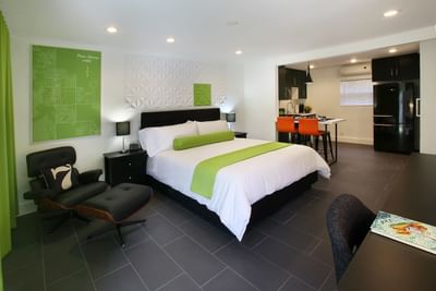 Luxury King Suite with king bed at 7 Springs Inn & Suites 