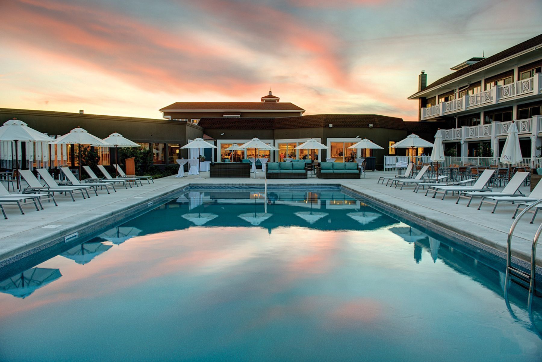 Nj beach hotels with hot sale pools