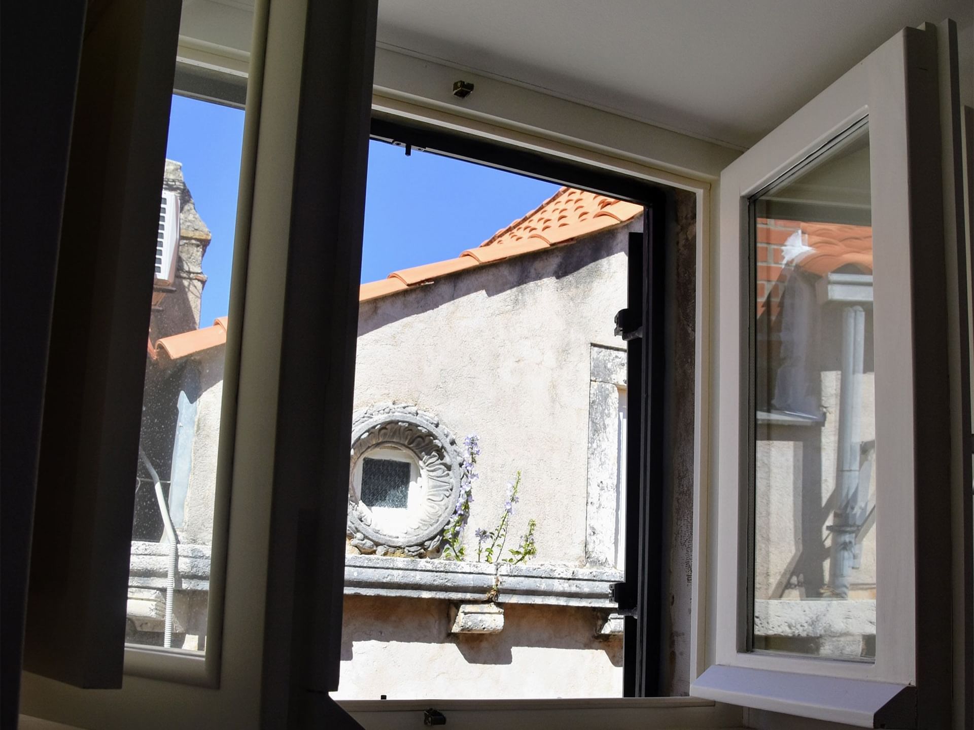 View from a window at Pervanovo Celenga Apartments