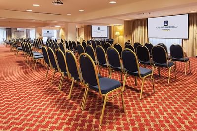Theatre-type event room at Hotel Plaza San Francisco