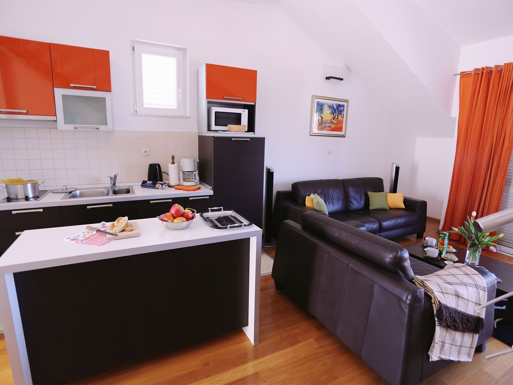 Kitchen in Deluxe Two-bedroom Apartment at Pervanovo Apartments