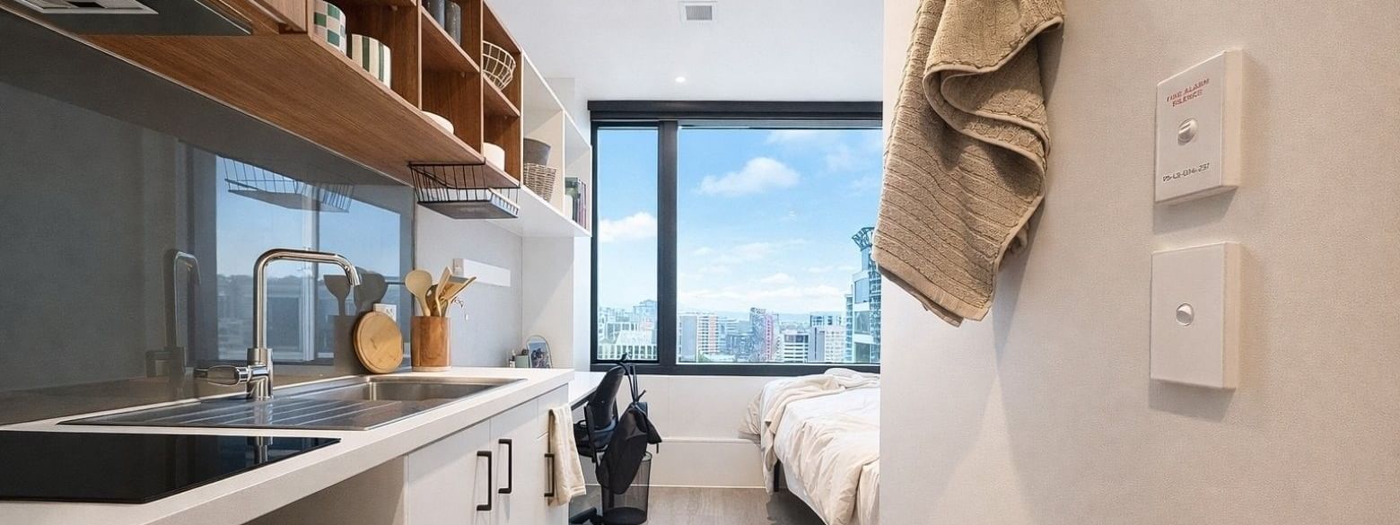 Studio Rooms and Apartments UniLodge Auckland Central