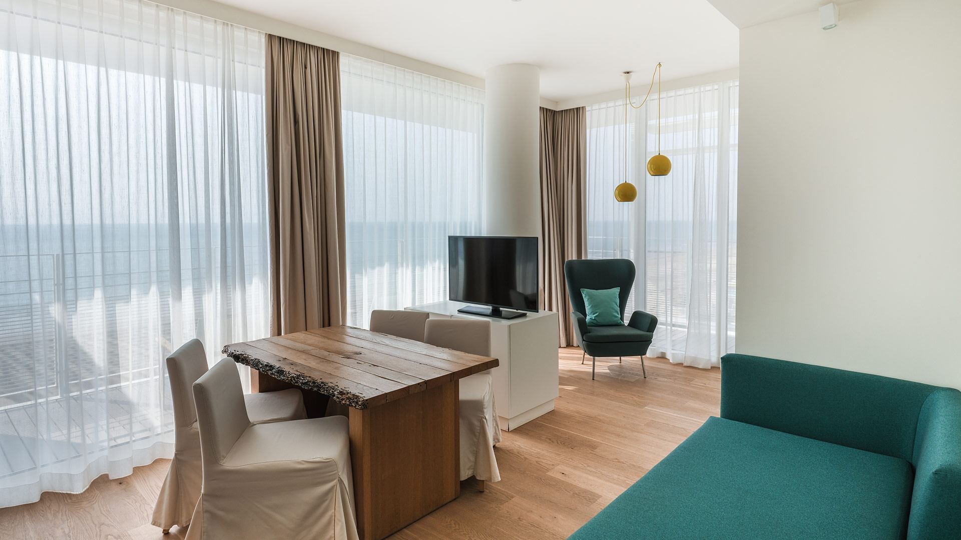 Lounge, Barefoot Suite Deluxe sea view at Falkensteiner Hotels