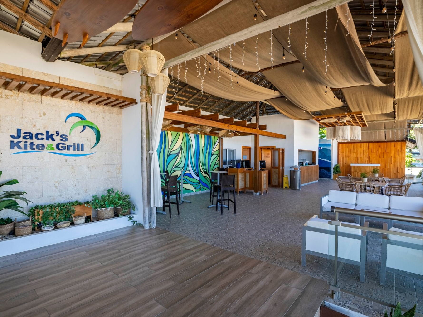 Lobby & loungers in Jack's Kite & Grill at Blue JackTar Hotel