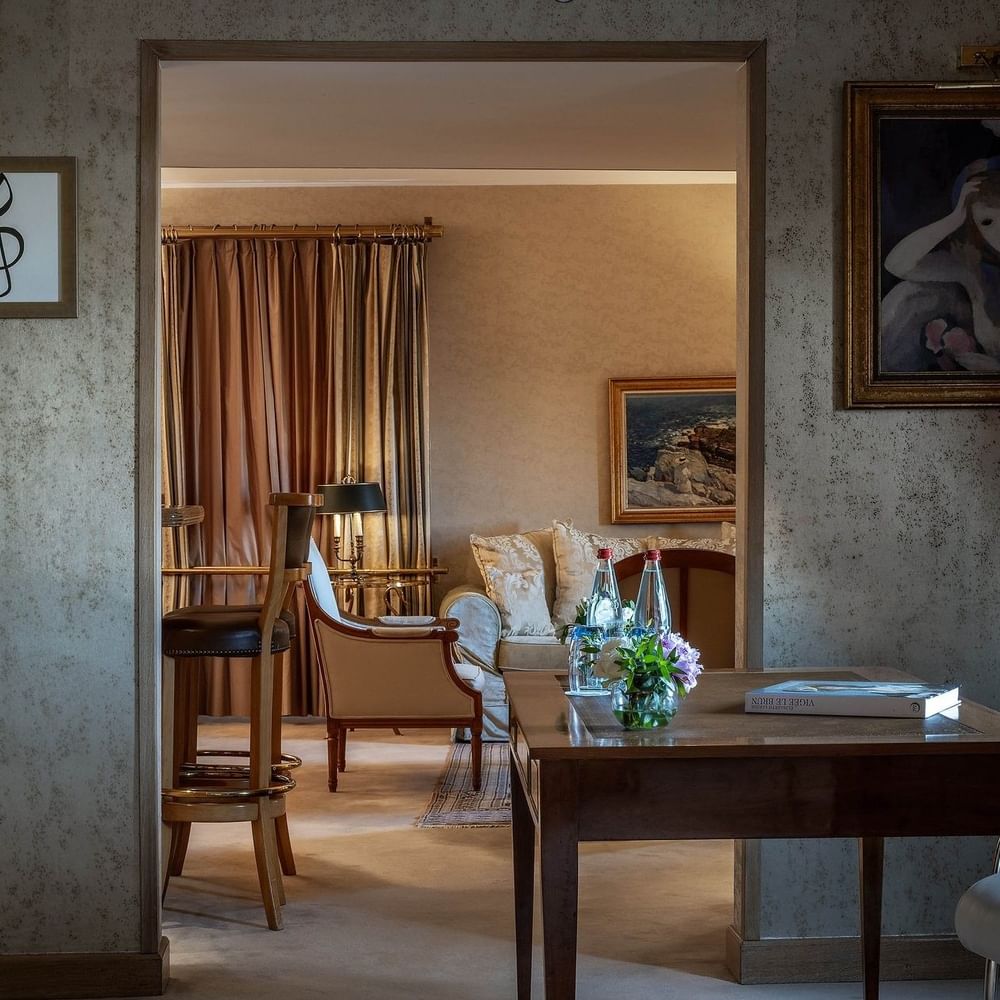 Working desk near the doorway to living area in Royal Suite at Warwick Grand Place Brussels