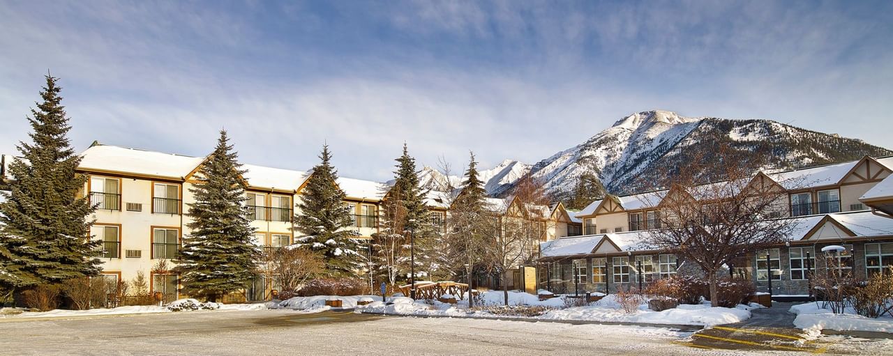 Coast Canmore Hotel & Conference Centre - Exterior(3)