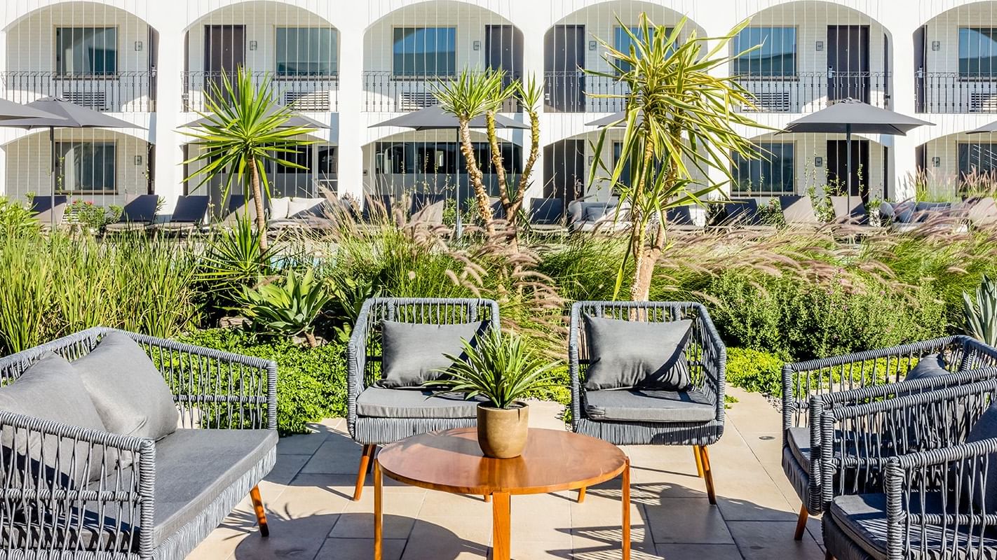 Outdoor lounge area at Gamma Ciudad Juarez