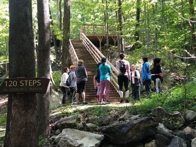 People hiking at Shawangunk Park near Honor’s Haven Retreat