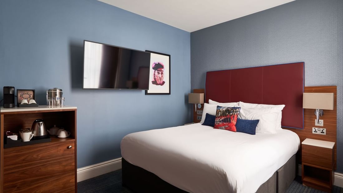 Executive Double room with amenities at The Cumberland Hotel