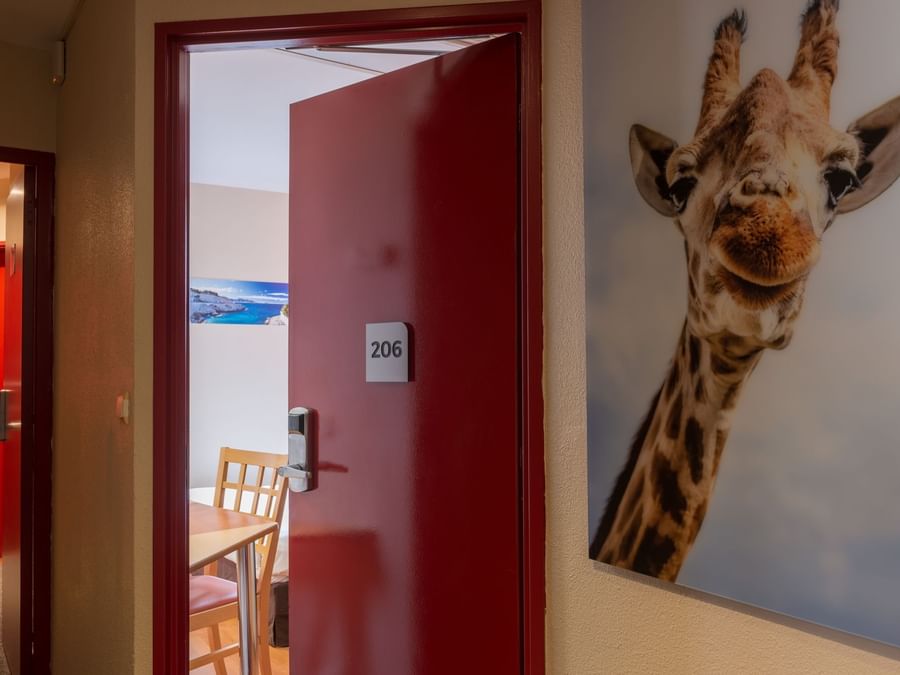 Giraffe picture in front of the room at Hotel Marseille Airport