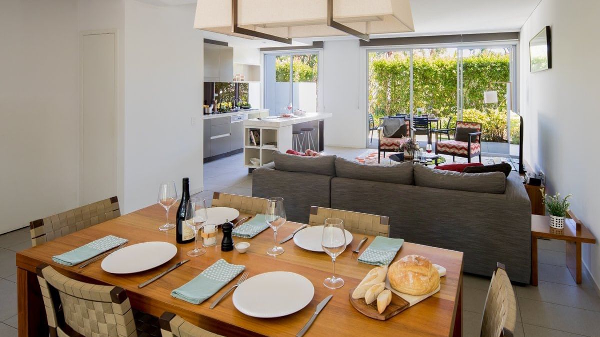 Dining area in bedroom at Pullman Magenta Shores