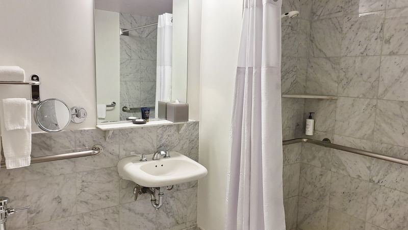 Accessible King Room at Warwick Allerton Chicago