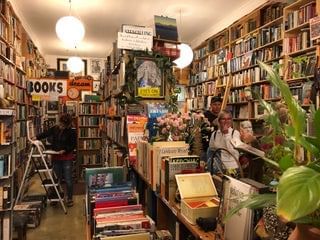 Second-hand and novelty bookstores on the streets of Wellington near James Cook Hotel Grand Chancellor