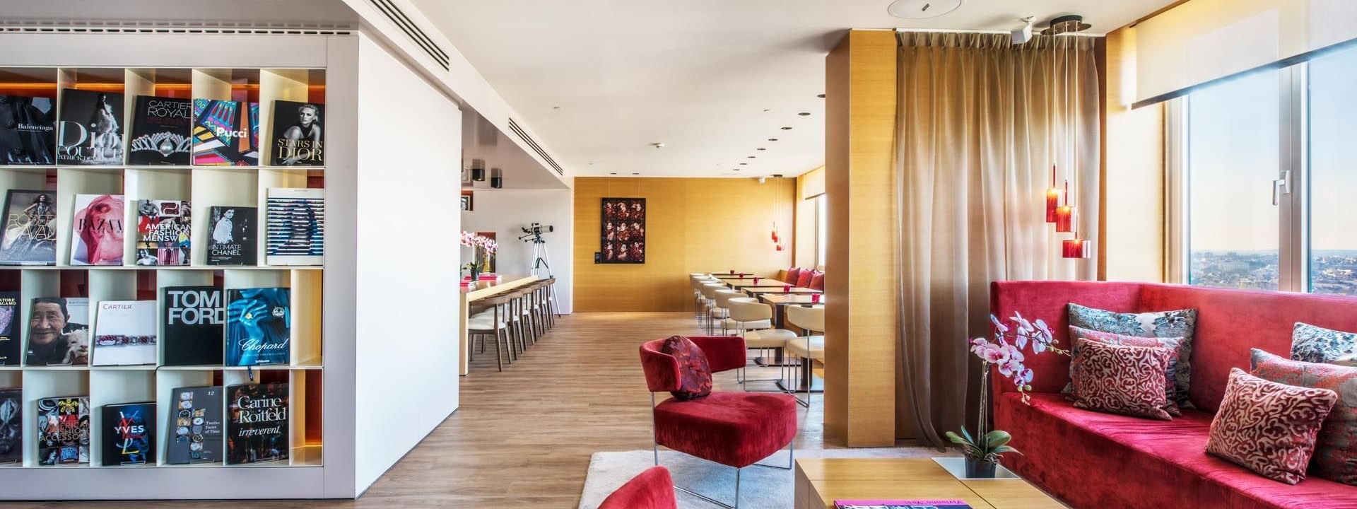 Panorama Lounge with sofas and Magazines at The Hotel Brussels