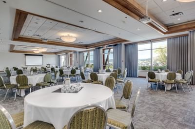 Cabarets, Waterfront Ballroom & Patio, Manteo Resort Waterfront