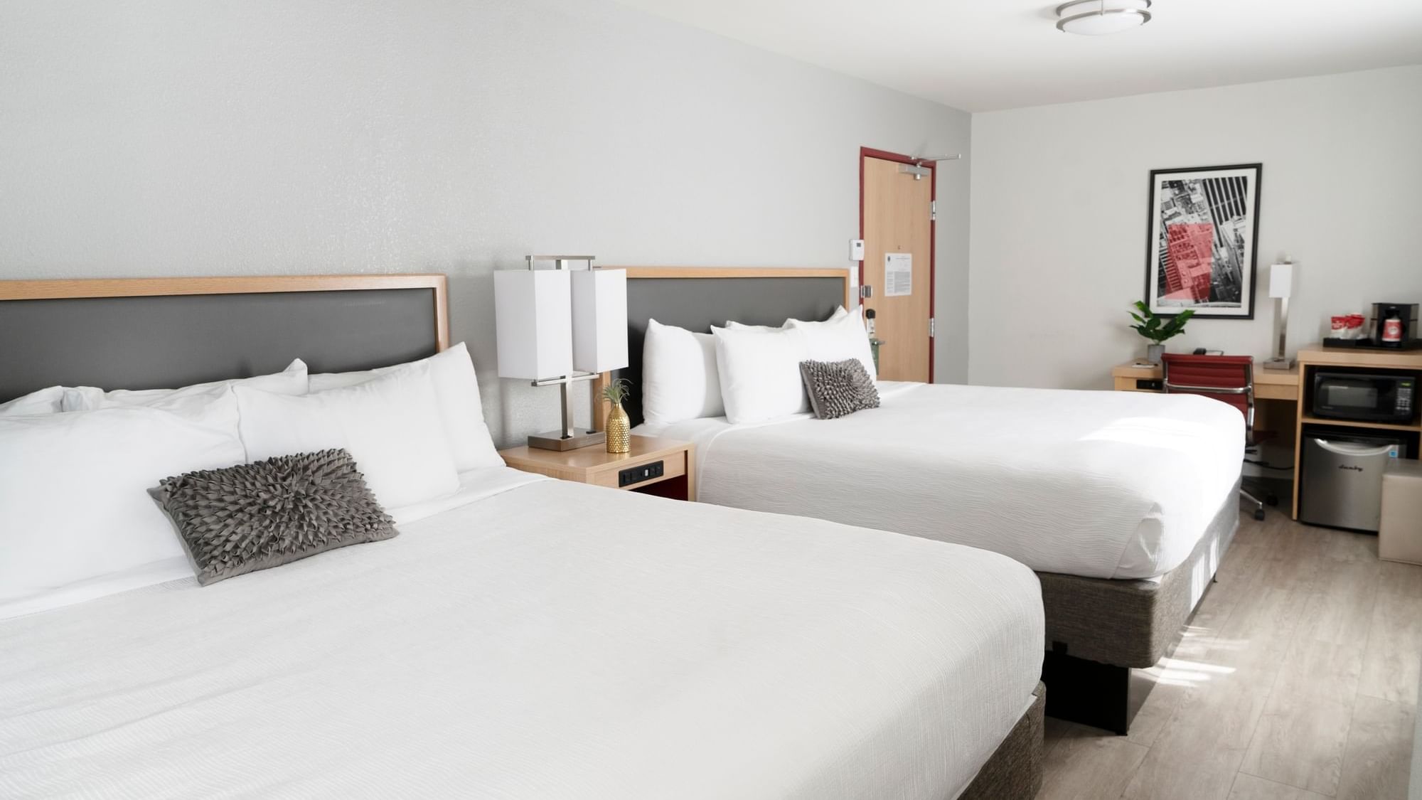 Premium King | Hotel Saint Clair Accommodation