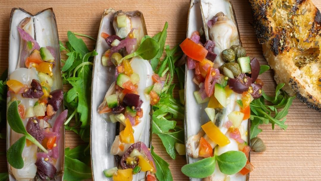 Gegrilde messen met caponata